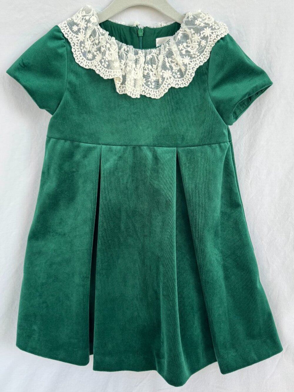 Edgehill Collection Girls 4T Green Velvet Lace Collar Holiday Dress